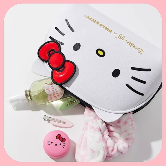 Hello Kitty Makeup Pouch by The Crème Shop - Picture 4 of 11